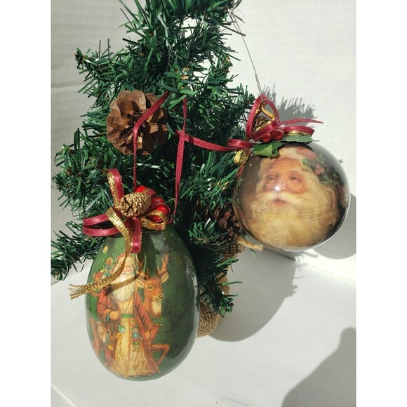2 Lot Vintage Paper Mache Christmas Ornaments Of Santa: 1 Egg, 1 Round - Picture 2 of 10